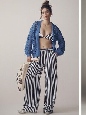 Anthropologie Avery Navy White Vertical Stripe Wide-Leg Pleated Trousers XSP